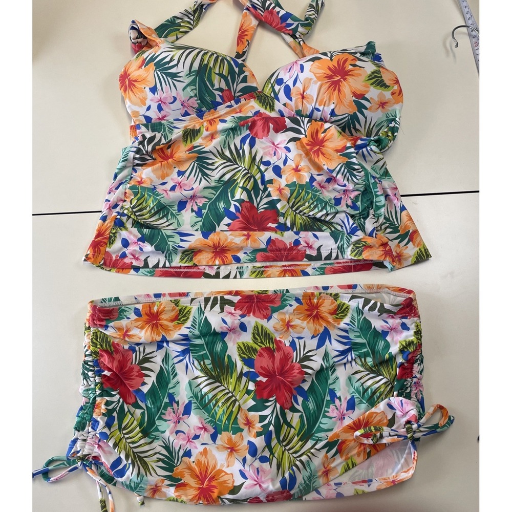 TIME AND TRU Halter Tankini 2 Piece Swimsuit Top (M) Bottom (S) Tropical Floral